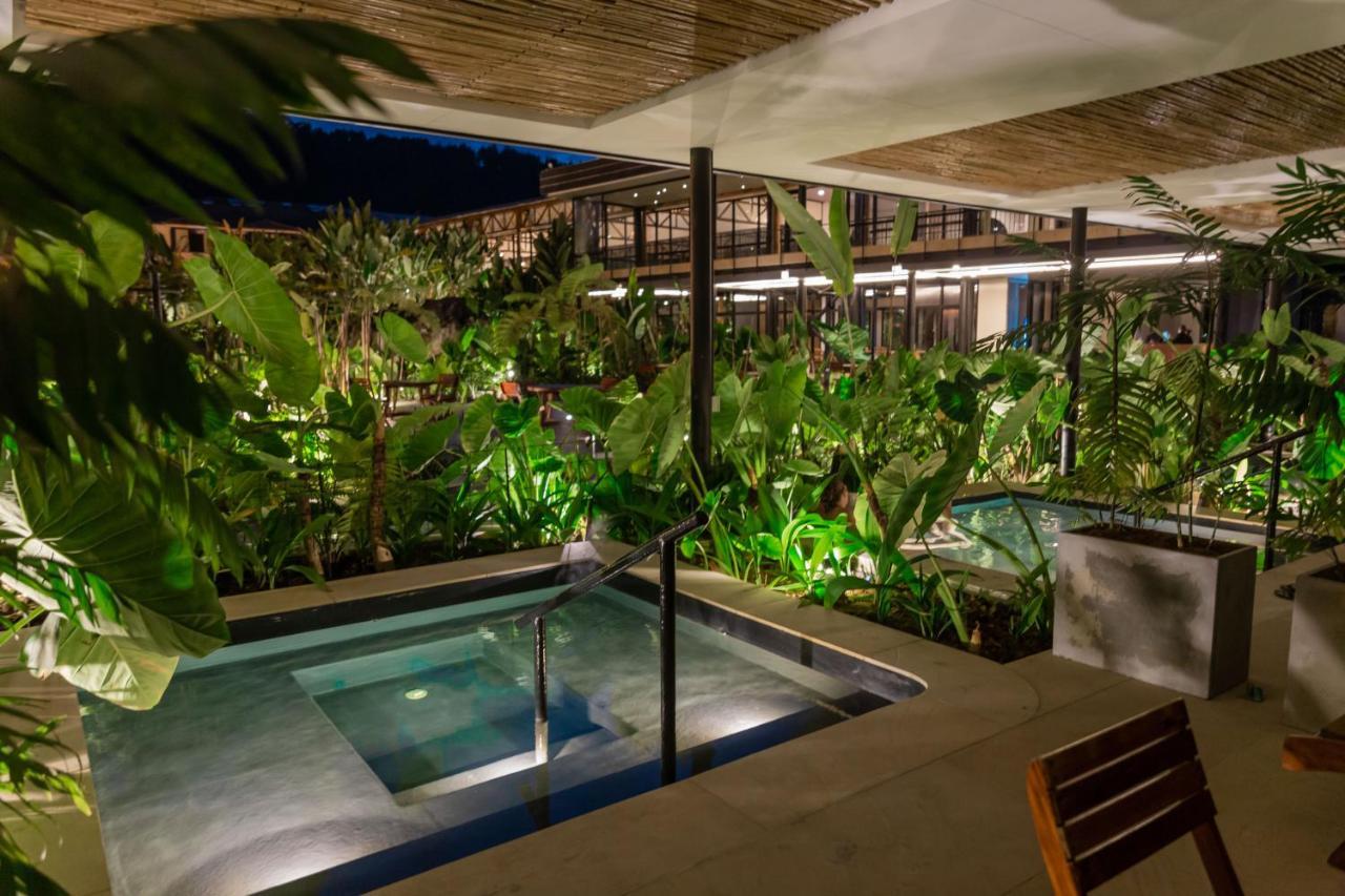 Hotel Termales El Otono