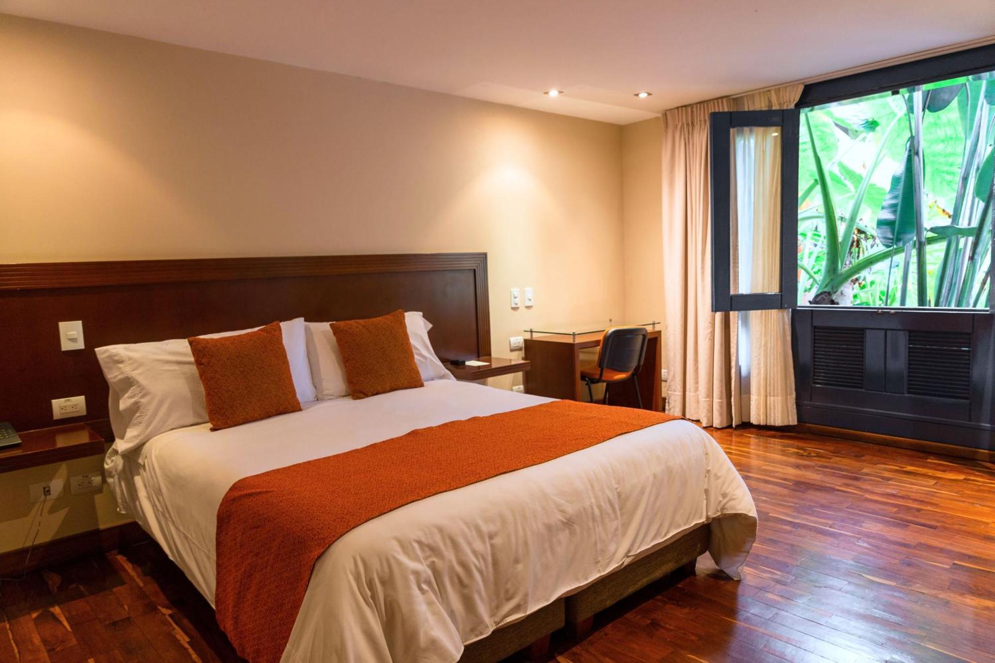 Termales El Otono 5*