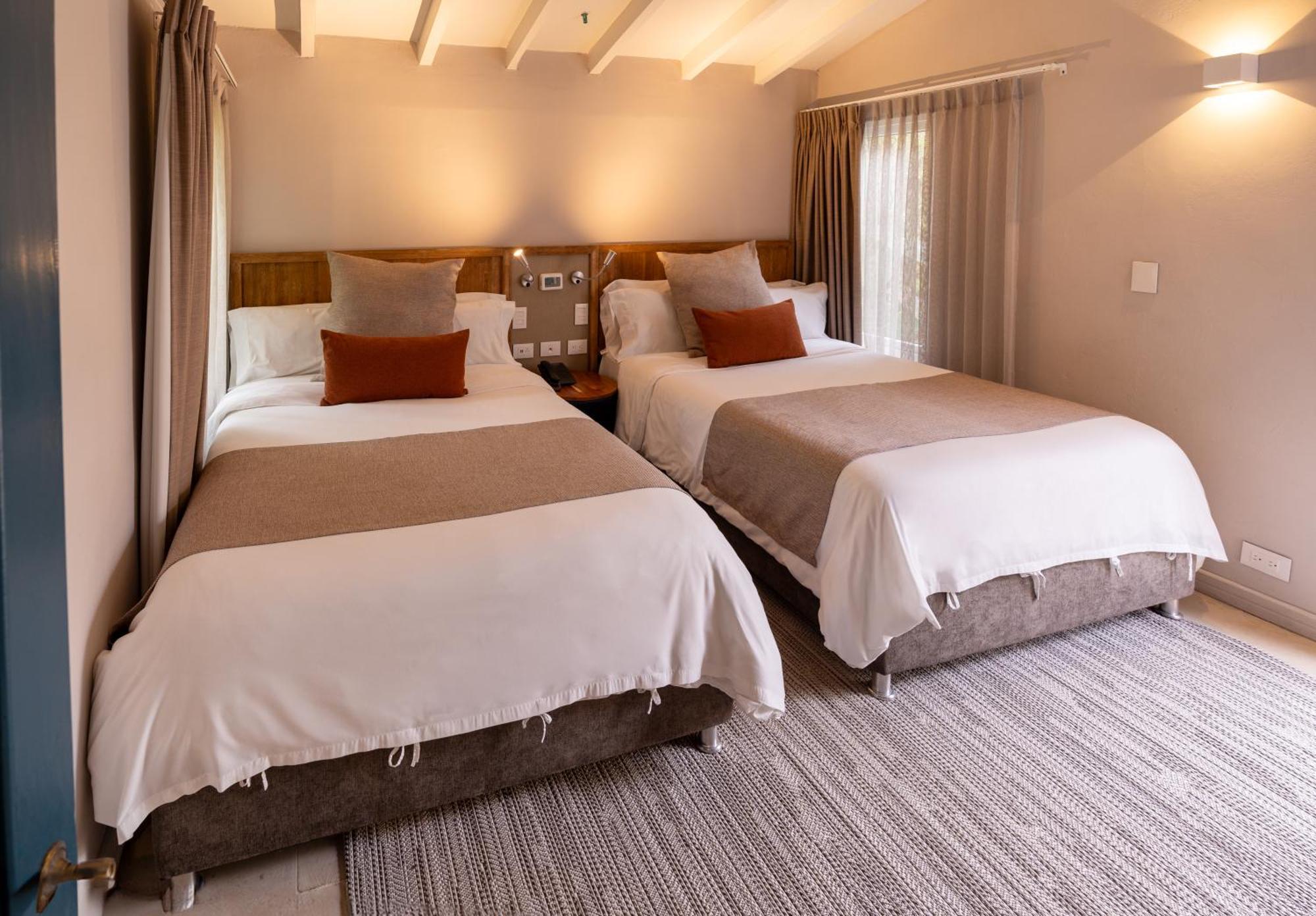 Hotel Termales El Otono
