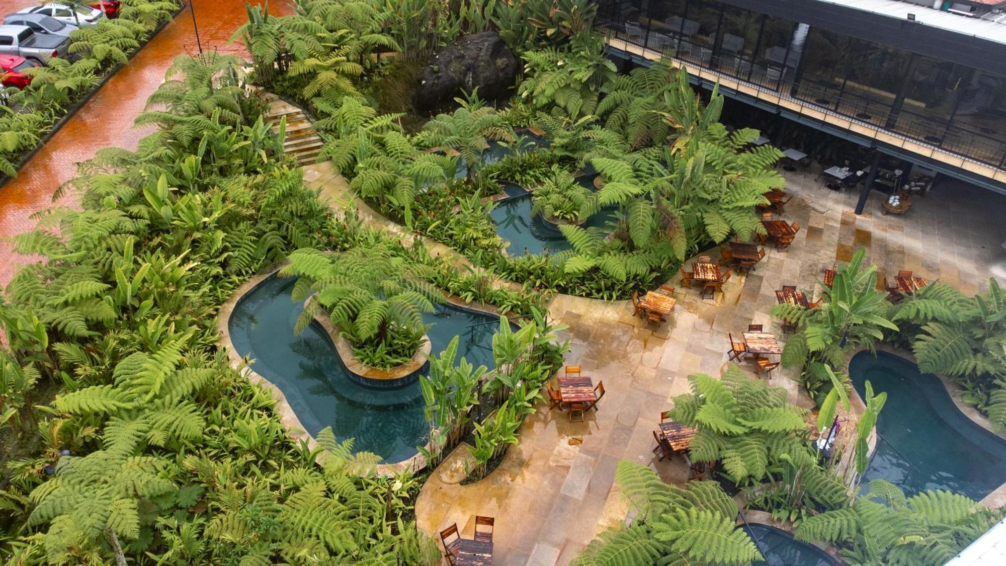 Hotel Termales El Otono