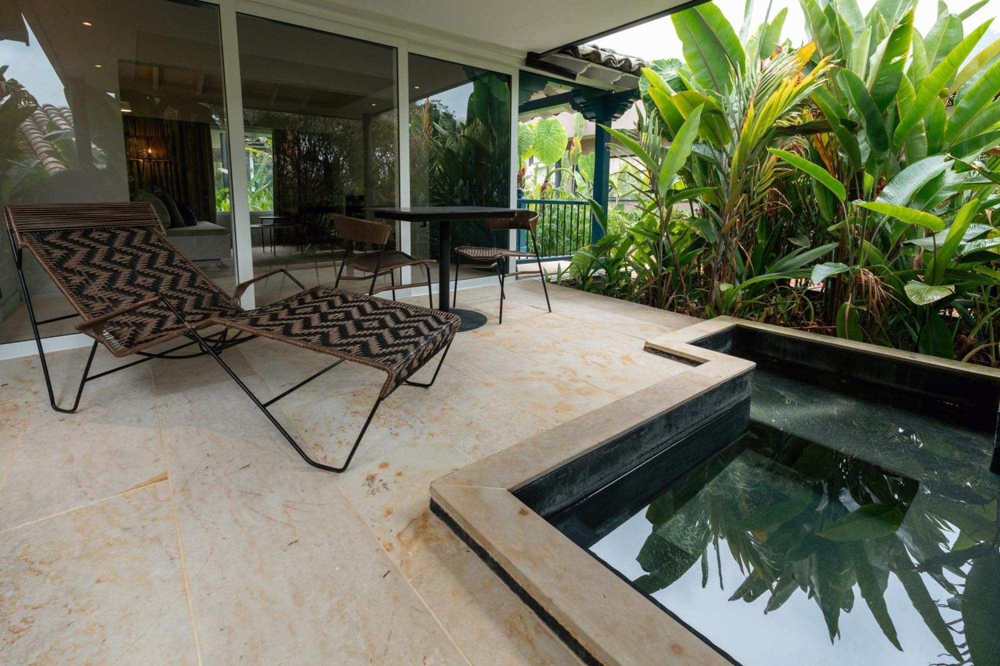 Hotel Termales El Otono