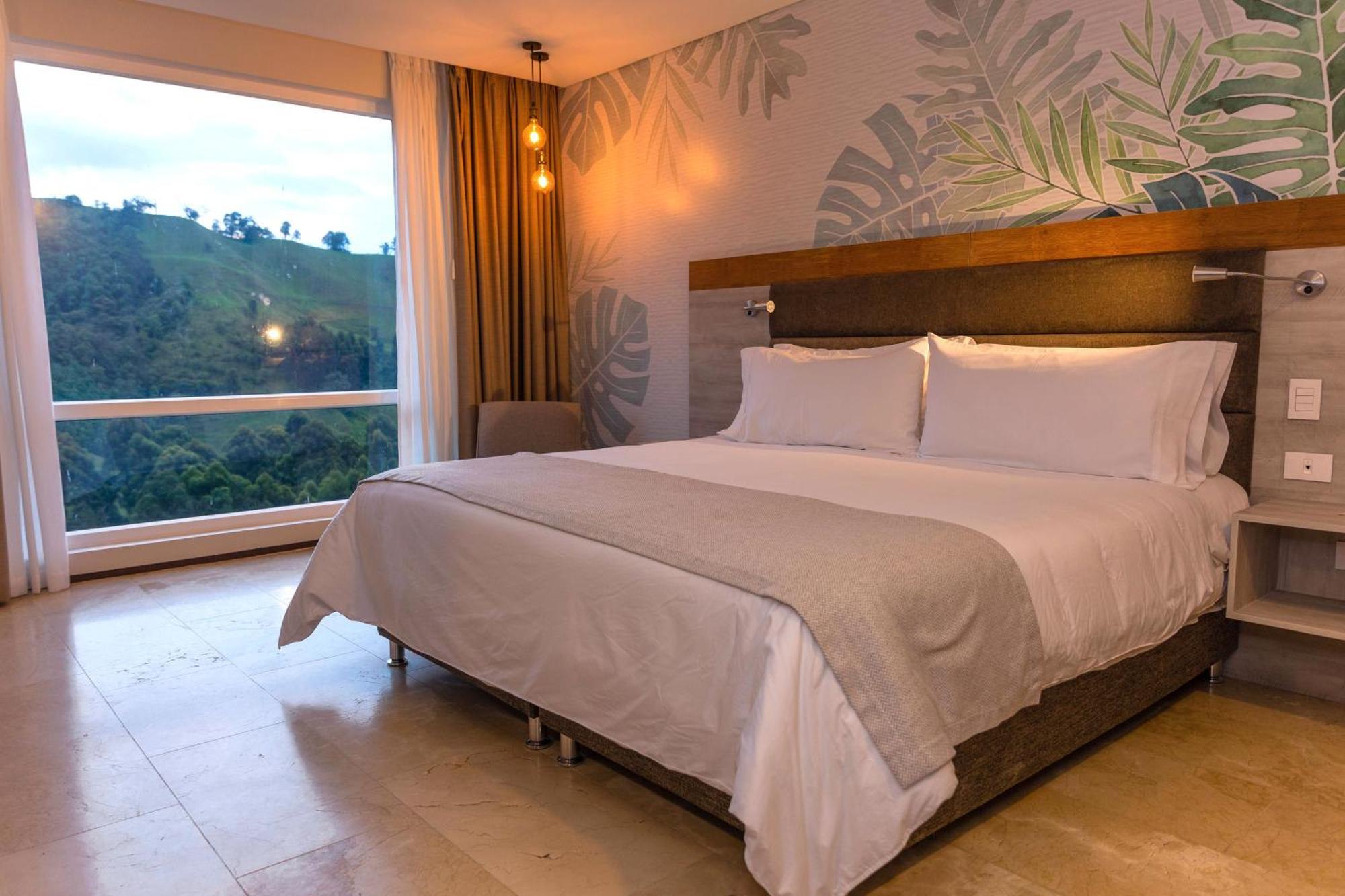 Hotel Termales El Otono